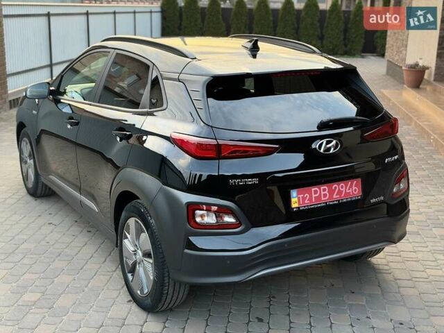 Черный Хендай Kona Electric, объемом двигателя 0 л и пробегом 125 тыс. км за 18599 $, фото 10 на Automoto.ua