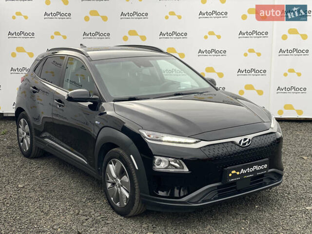 Черный Хендай Kona Electric, объемом двигателя 0 л и пробегом 123 тыс. км за 18900 $, фото 74 на Automoto.ua