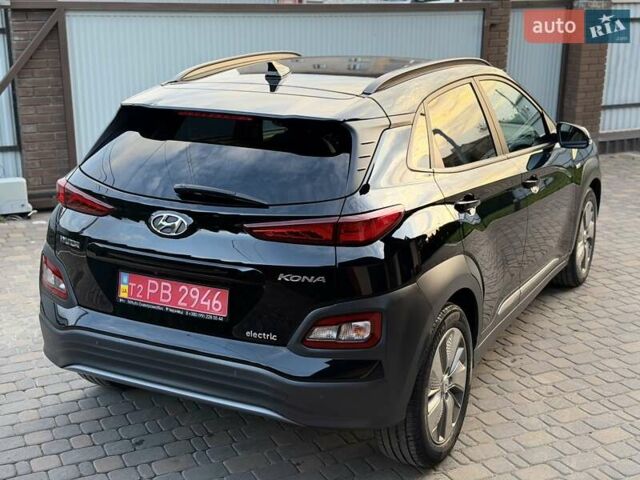 Черный Хендай Kona Electric, объемом двигателя 0 л и пробегом 125 тыс. км за 18599 $, фото 14 на Automoto.ua