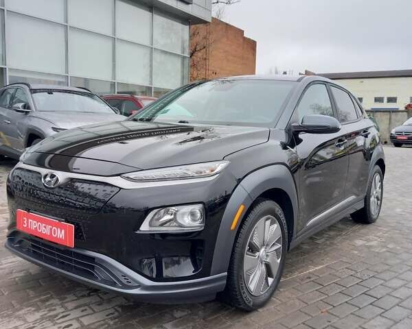 Чорний Хендай Kona Electric, об'ємом двигуна 0 л та пробігом 70 тис. км за 17700 $, фото 2 на Automoto.ua