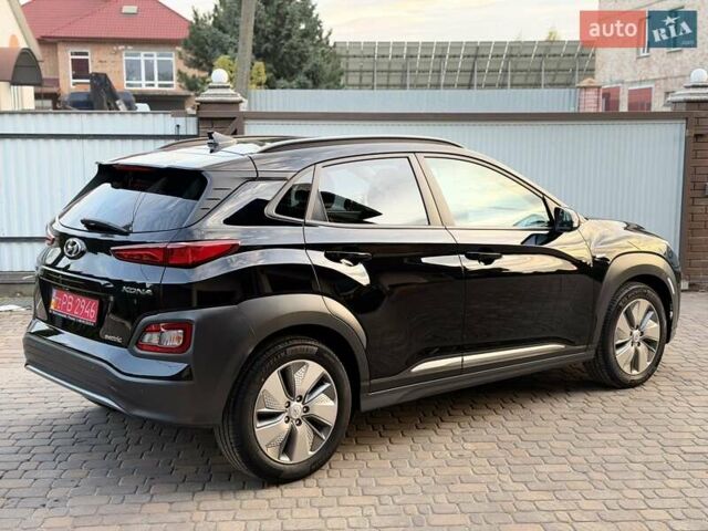 Черный Хендай Kona Electric, объемом двигателя 0 л и пробегом 125 тыс. км за 18599 $, фото 16 на Automoto.ua