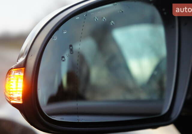 Черный Хендай Kona Electric, объемом двигателя 0 л и пробегом 124 тыс. км за 16600 $, фото 12 на Automoto.ua