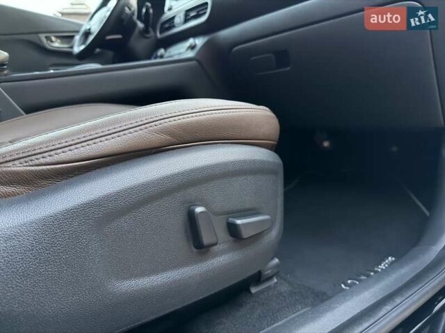 Черный Хендай Kona Electric, объемом двигателя 0 л и пробегом 125 тыс. км за 18599 $, фото 74 на Automoto.ua