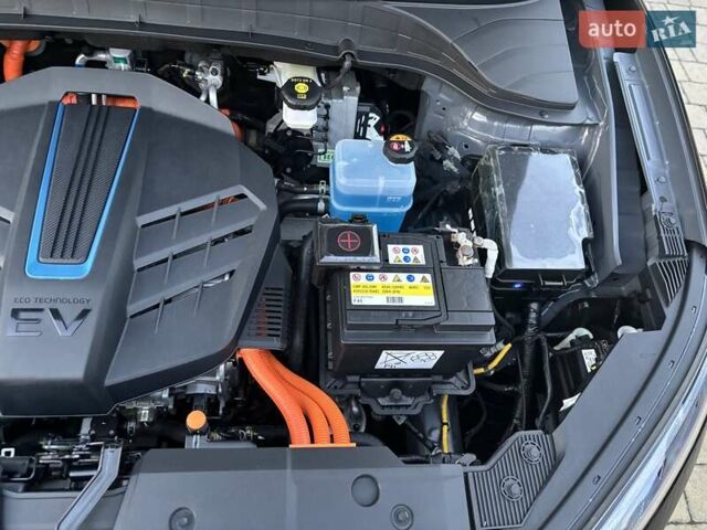 Чорний Хендай Kona Electric, об'ємом двигуна 0 л та пробігом 40 тис. км за 17900 $, фото 44 на Automoto.ua