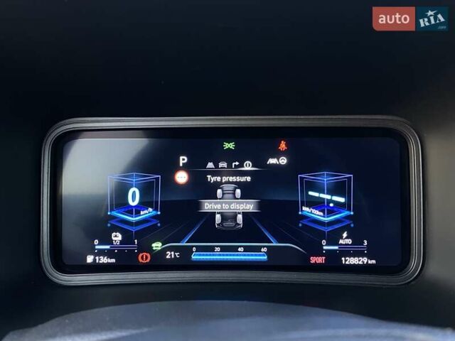 Чорний Хендай Kona Electric, об'ємом двигуна 0 л та пробігом 128 тис. км за 20000 $, фото 61 на Automoto.ua