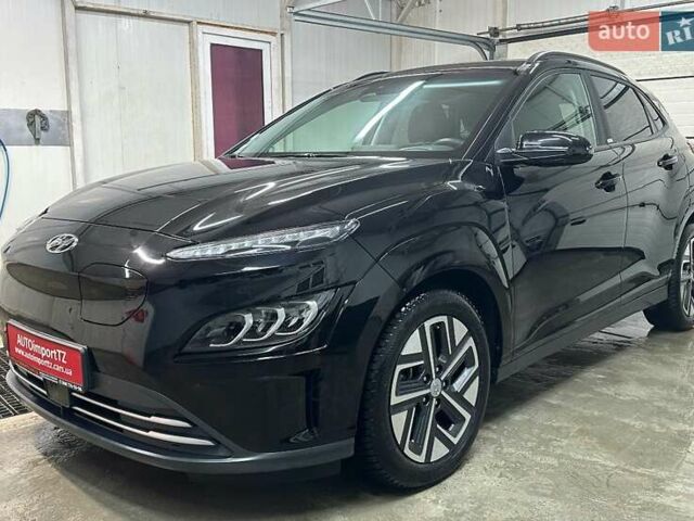 Черный Хендай Kona Electric, объемом двигателя 0 л и пробегом 45 тыс. км за 23700 $, фото 19 на Automoto.ua