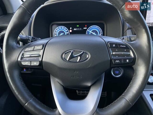 Чорний Хендай Kona Electric, об'ємом двигуна 0 л та пробігом 128 тис. км за 20000 $, фото 34 на Automoto.ua