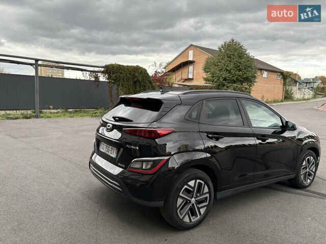 Черный Хендай Kona Electric, объемом двигателя 0 л и пробегом 30 тыс. км за 17200 $, фото 6 на Automoto.ua