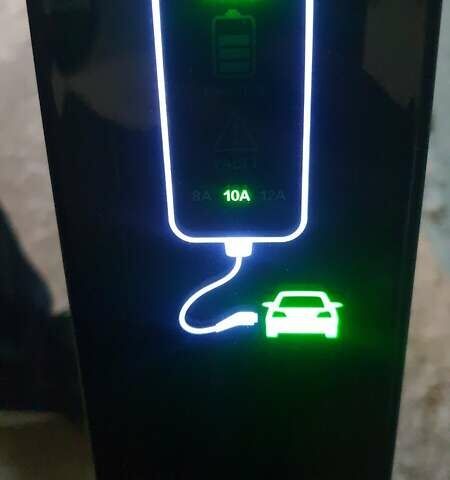 Черный Хендай Kona Electric, объемом двигателя 0 л и пробегом 1 тыс. км за 30215 $, фото 10 на Automoto.ua