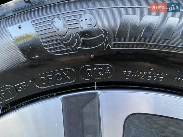 Чорний Хендай Kona Electric, об'ємом двигуна 0 л та пробігом 128 тис. км за 20000 $, фото 26 на Automoto.ua