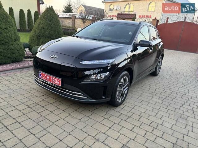 Чорний Хендай Kona Electric, об'ємом двигуна 0 л та пробігом 40 тис. км за 17900 $, фото 3 на Automoto.ua