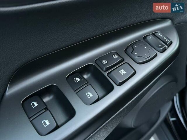 Черный Хендай Kona Electric, объемом двигателя 0 л и пробегом 80 тыс. км за 23100 $, фото 49 на Automoto.ua