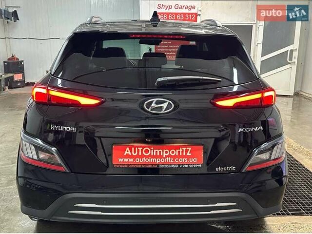 Черный Хендай Kona Electric, объемом двигателя 0 л и пробегом 80 тыс. км за 23100 $, фото 29 на Automoto.ua