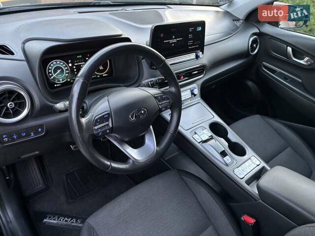 Чорний Хендай Kona Electric, об'ємом двигуна 0 л та пробігом 40 тис. км за 17900 $, фото 32 на Automoto.ua