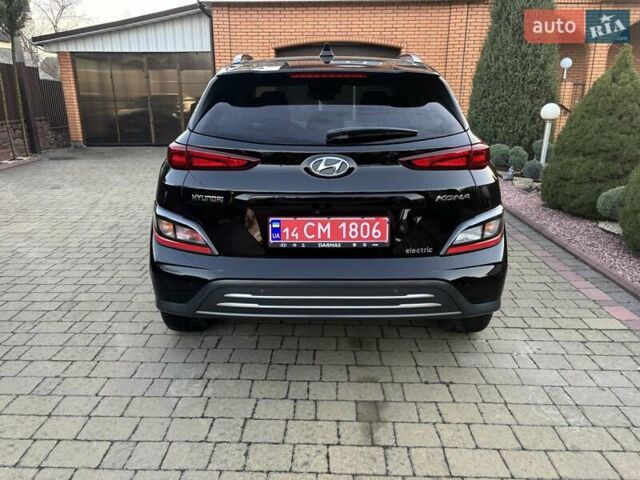 Чорний Хендай Kona Electric, об'ємом двигуна 0 л та пробігом 40 тис. км за 17900 $, фото 7 на Automoto.ua