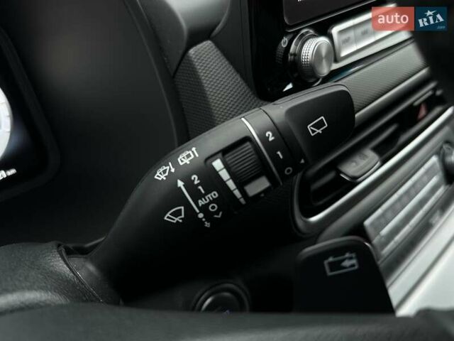 Черный Хендай Kona Electric, объемом двигателя 0 л и пробегом 45 тыс. км за 23700 $, фото 48 на Automoto.ua