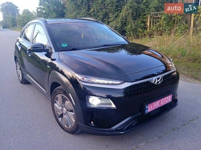 Чорний Хендай Kona Electric, об'ємом двигуна 0 л та пробігом 97 тис. км за 18190 $, фото 20 на Automoto.ua