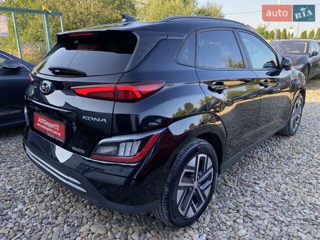 Чорний Хендай Kona Electric, об'ємом двигуна 0 л та пробігом 128 тис. км за 20000 $, фото 15 на Automoto.ua