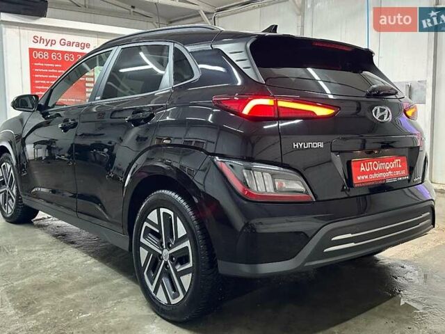 Черный Хендай Kona Electric, объемом двигателя 0 л и пробегом 80 тыс. км за 23100 $, фото 28 на Automoto.ua