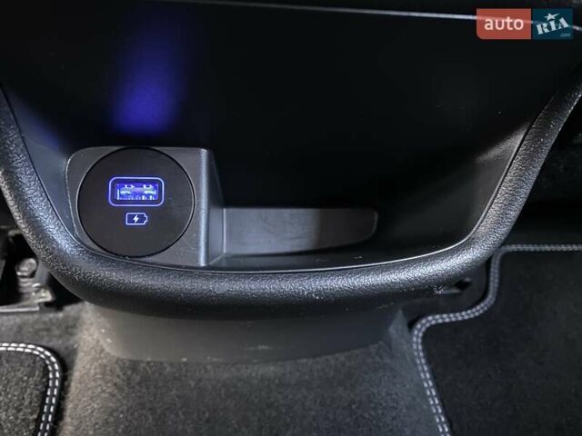 Чорний Хендай Kona Electric, об'ємом двигуна 0 л та пробігом 128 тис. км за 20000 $, фото 69 на Automoto.ua