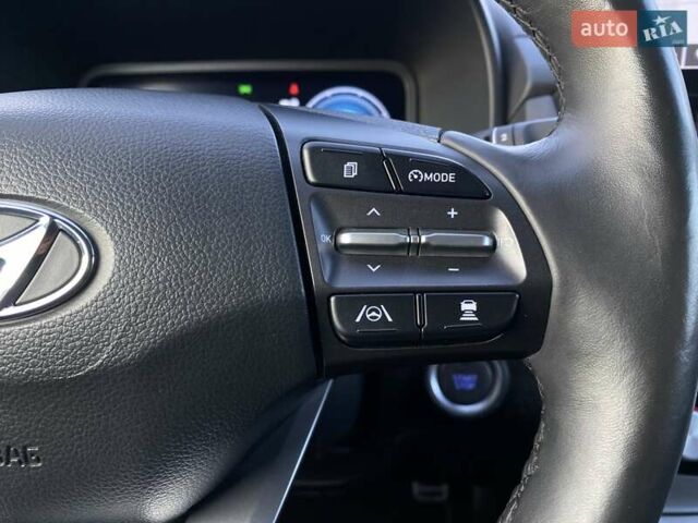 Чорний Хендай Kona Electric, об'ємом двигуна 0 л та пробігом 128 тис. км за 20000 $, фото 7 на Automoto.ua