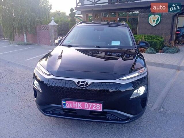 Чорний Хендай Kona Electric, об'ємом двигуна 0 л та пробігом 97 тис. км за 18190 $, фото 7 на Automoto.ua