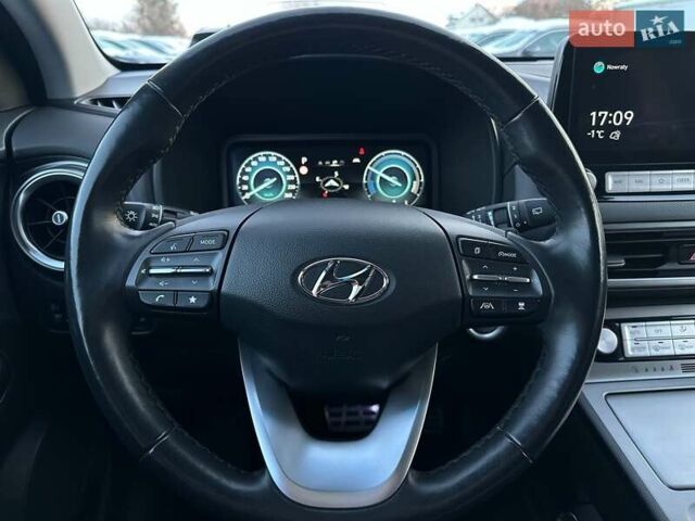 Черный Хендай Kona Electric, объемом двигателя 0 л и пробегом 80 тыс. км за 23100 $, фото 52 на Automoto.ua