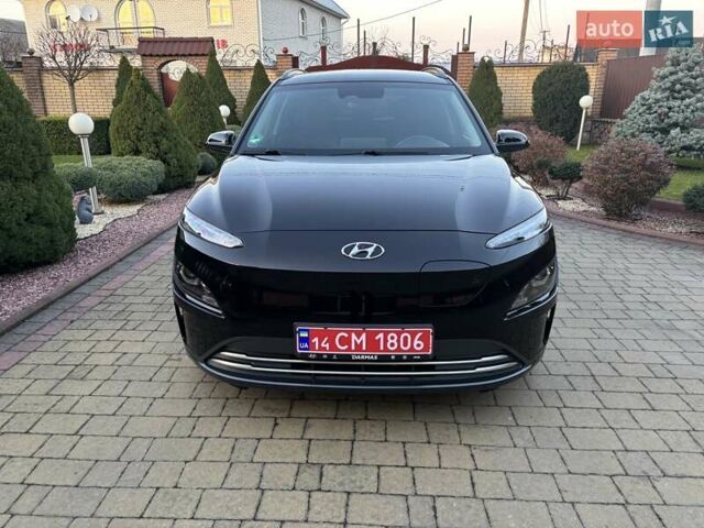 Чорний Хендай Kona Electric, об'ємом двигуна 0 л та пробігом 40 тис. км за 17900 $, фото 2 на Automoto.ua