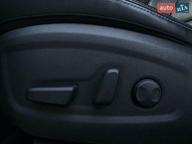 Черный Хендай Kona Electric, объемом двигателя 0 л и пробегом 80 тыс. км за 23100 $, фото 11 на Automoto.ua