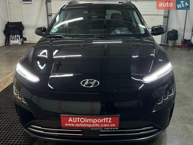 Черный Хендай Kona Electric, объемом двигателя 0 л и пробегом 80 тыс. км за 23100 $, фото 33 на Automoto.ua