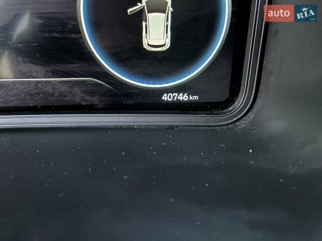 Чорний Хендай Kona Electric, об'ємом двигуна 0 л та пробігом 40 тис. км за 17900 $, фото 28 на Automoto.ua