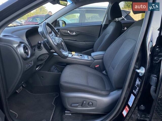 Чорний Хендай Kona Electric, об'ємом двигуна 0 л та пробігом 128 тис. км за 20000 $, фото 30 на Automoto.ua
