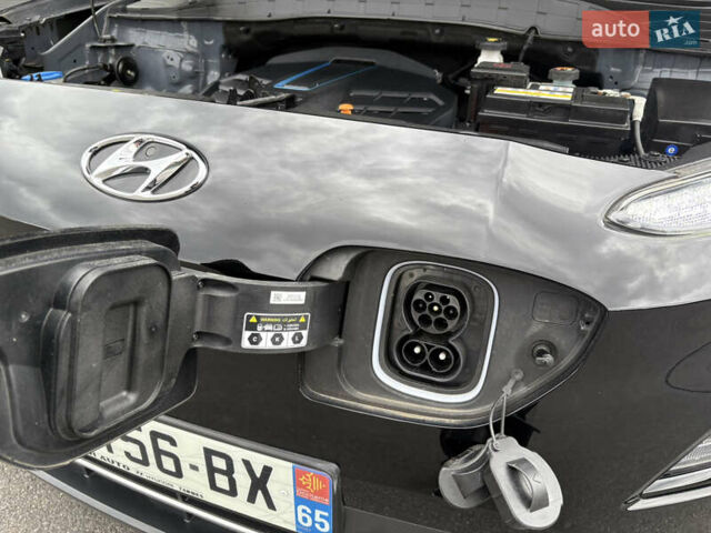 Черный Хендай Kona Electric, объемом двигателя 0 л и пробегом 30 тыс. км за 17200 $, фото 66 на Automoto.ua