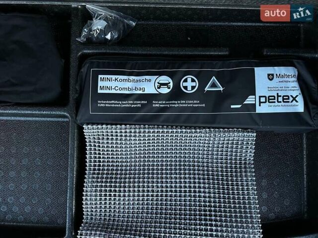 Черный Хендай Kona Electric, объемом двигателя 0 л и пробегом 86 тыс. км за 21500 $, фото 81 на Automoto.ua