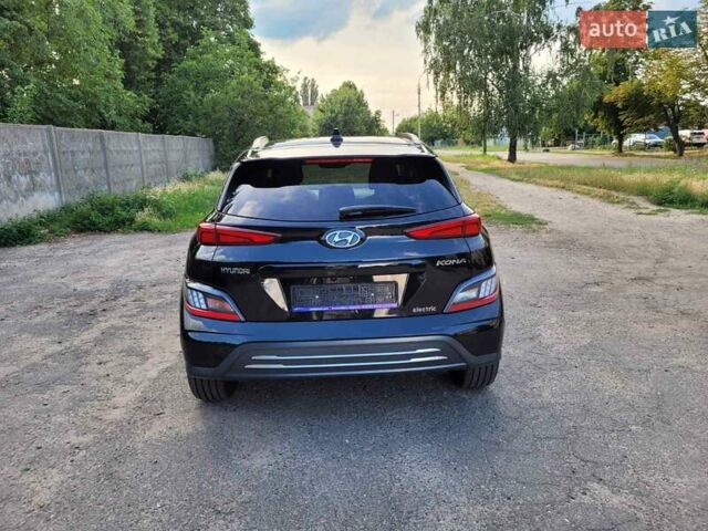 Чорний Хендай Kona Electric, об'ємом двигуна 0 л та пробігом 97 тис. км за 19200 $, фото 5 на Automoto.ua