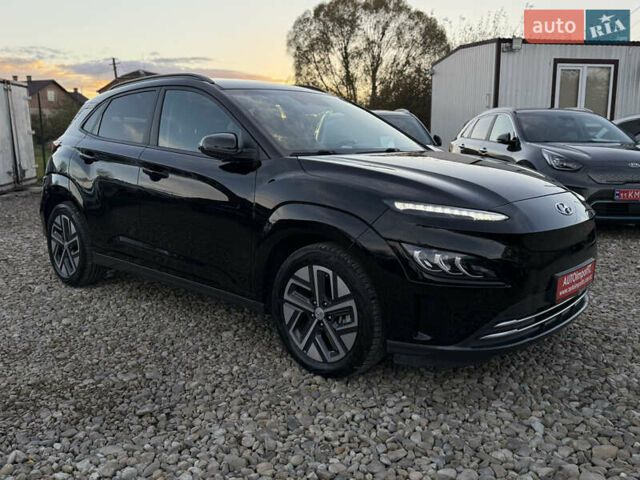 Черный Хендай Kona Electric, объемом двигателя 0 л и пробегом 83 тыс. км за 20900 $, фото 21 на Automoto.ua