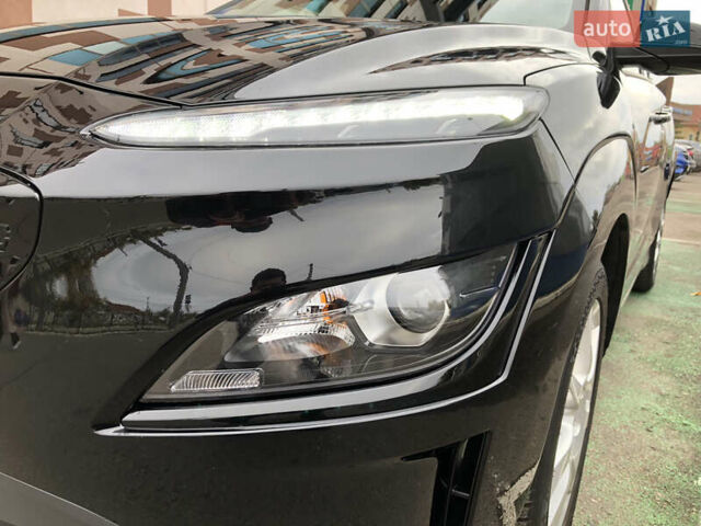 Черный Хендай Kona Electric, объемом двигателя 0 л и пробегом 30 тыс. км за 16000 $, фото 33 на Automoto.ua