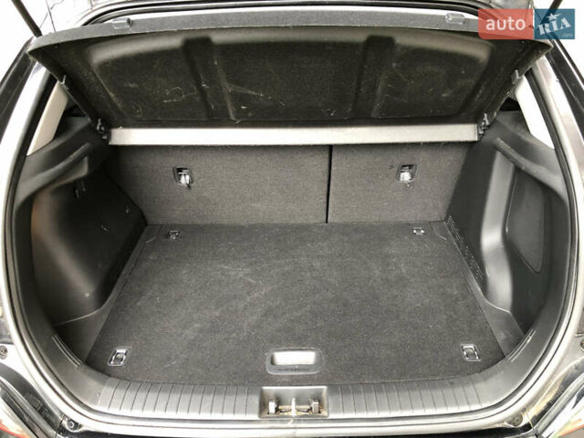 Черный Хендай Kona Electric, объемом двигателя 0 л и пробегом 30 тыс. км за 16000 $, фото 18 на Automoto.ua