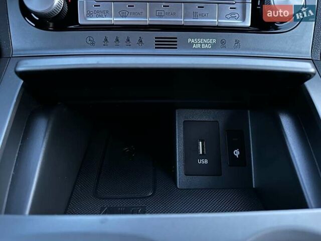 Черный Хендай Kona Electric, объемом двигателя 0 л и пробегом 86 тыс. км за 21500 $, фото 16 на Automoto.ua