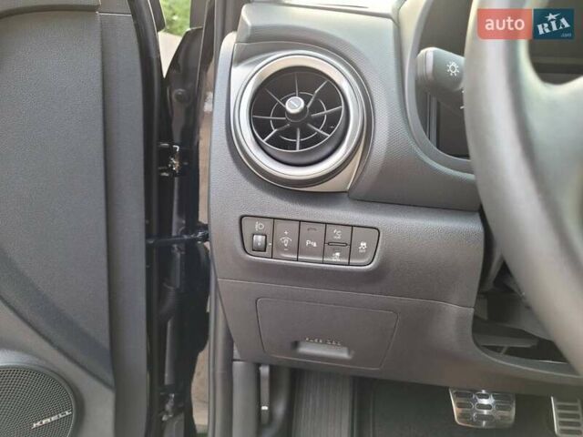 Чорний Хендай Kona Electric, об'ємом двигуна 0 л та пробігом 97 тис. км за 19200 $, фото 22 на Automoto.ua