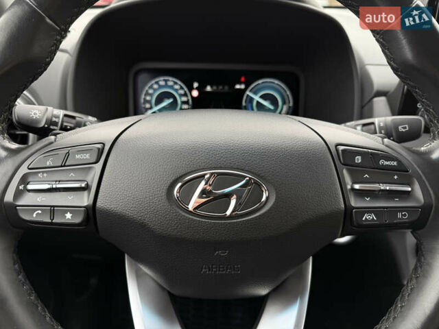 Черный Хендай Kona Electric, объемом двигателя 0 л и пробегом 83 тыс. км за 20900 $, фото 41 на Automoto.ua