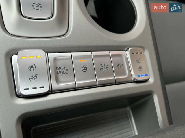 Черный Хендай Kona Electric, объемом двигателя 0 л и пробегом 73 тыс. км за 22699 $, фото 43 на Automoto.ua