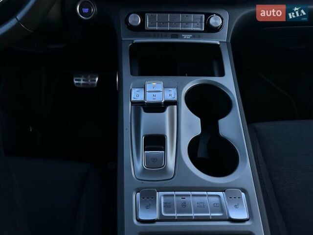Черный Хендай Kona Electric, объемом двигателя 0 л и пробегом 86 тыс. км за 21500 $, фото 58 на Automoto.ua