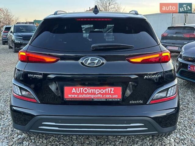 Черный Хендай Kona Electric, объемом двигателя 0 л и пробегом 86 тыс. км за 21500 $, фото 28 на Automoto.ua