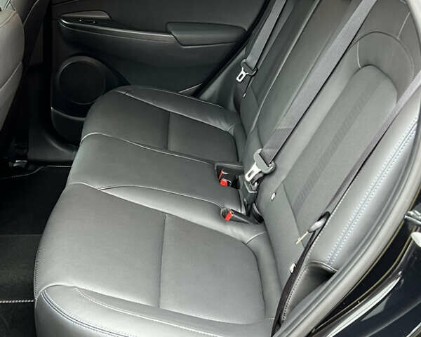 Черный Хендай Kona Electric, объемом двигателя 0 л и пробегом 73 тыс. км за 22699 $, фото 67 на Automoto.ua