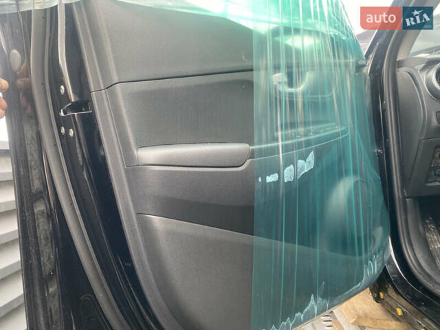 Черный Хендай Kona Electric, объемом двигателя 0 л и пробегом 40 тыс. км за 5000 $, фото 14 на Automoto.ua