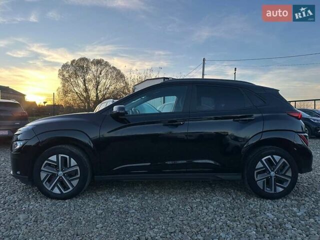Черный Хендай Kona Electric, объемом двигателя 0 л и пробегом 86 тыс. км за 21500 $, фото 26 на Automoto.ua