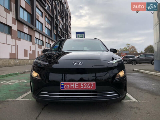 Черный Хендай Kona Electric, объемом двигателя 0 л и пробегом 30 тыс. км за 16000 $, фото 1 на Automoto.ua
