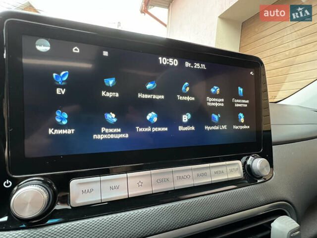 Черный Хендай Kona Electric, объемом двигателя 0 л и пробегом 73 тыс. км за 22699 $, фото 53 на Automoto.ua