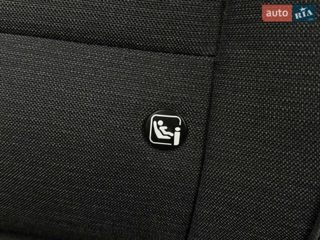 Черный Хендай Kona Electric, объемом двигателя 0 л и пробегом 83 тыс. км за 20700 $, фото 79 на Automoto.ua